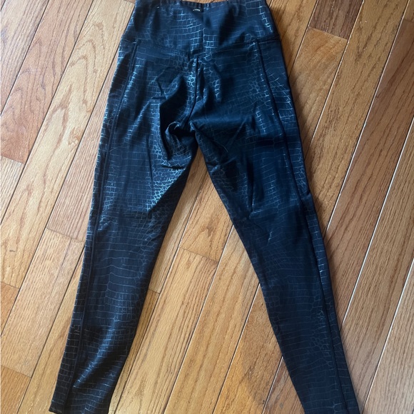 Victoria’s Secret Leggings - Picture 2 of 3